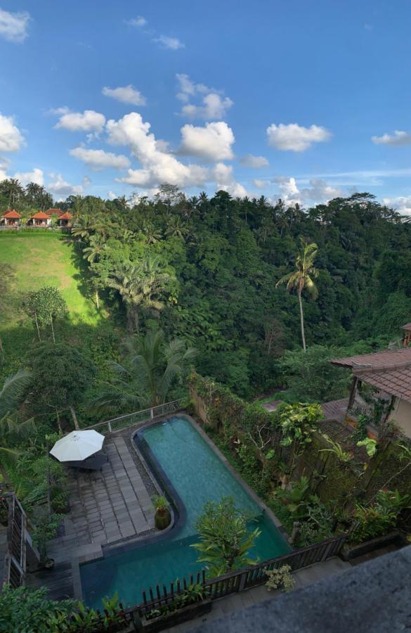 Ubud Paras Villa Exterior photo