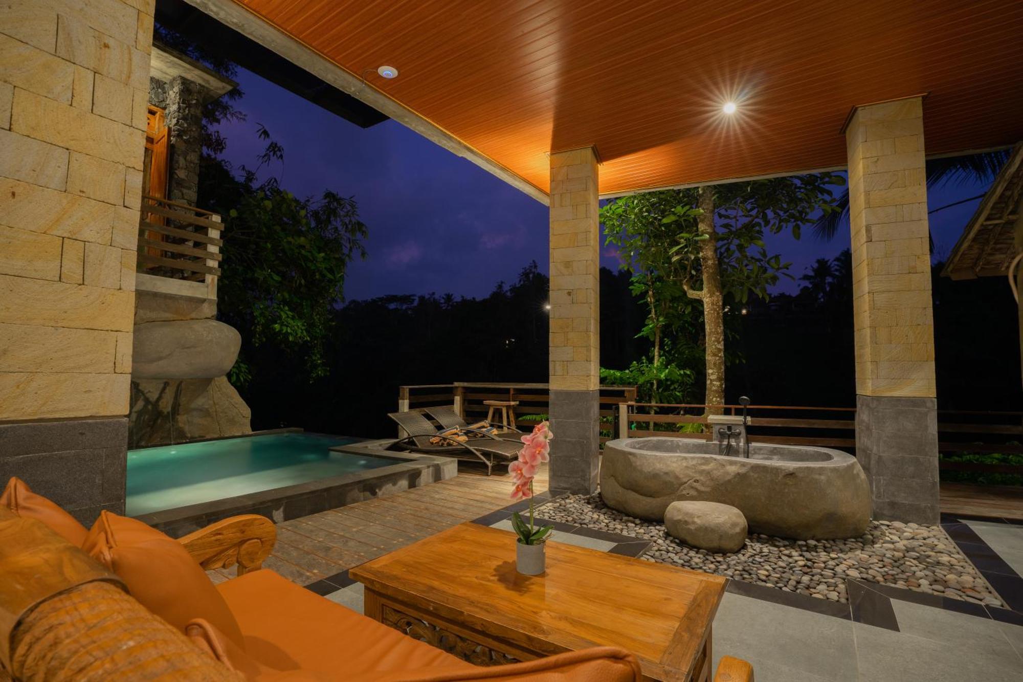 Ubud Paras Villa Exterior photo