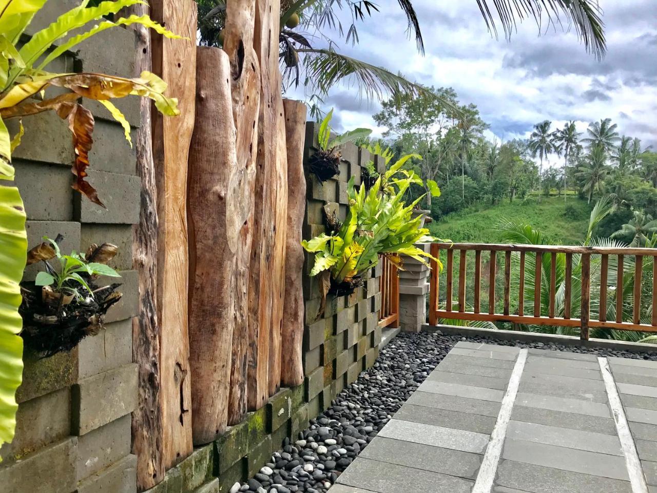 Ubud Paras Villa Exterior photo