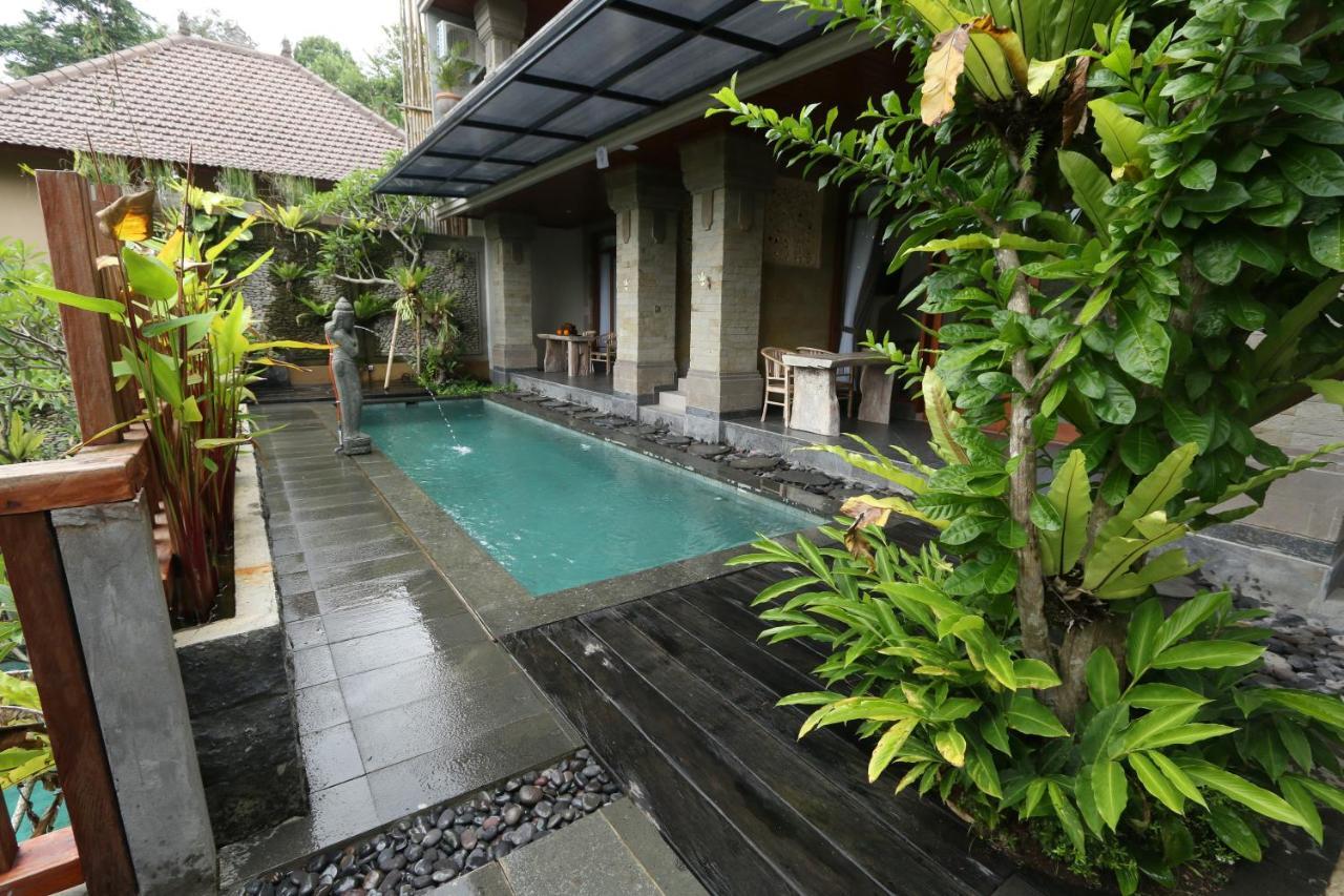 Ubud Paras Villa Exterior photo